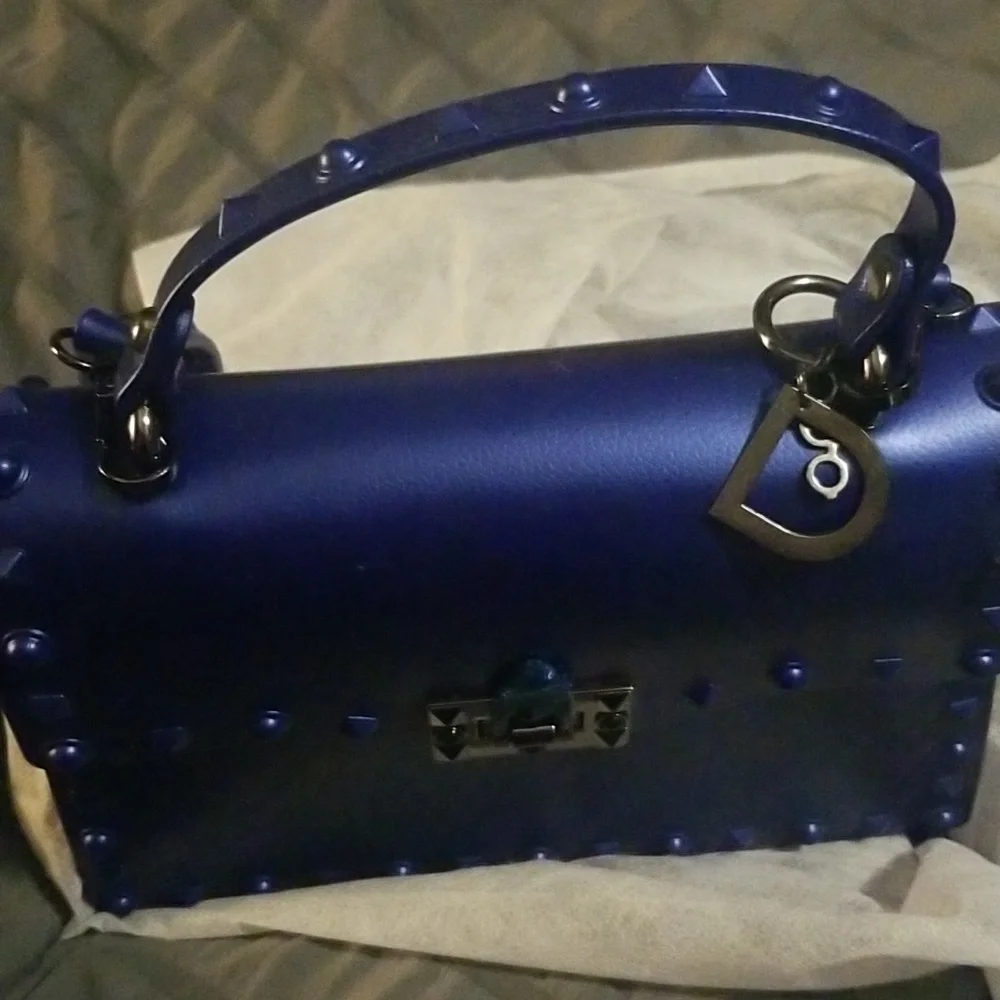 Handbag - Picture 3 of 3